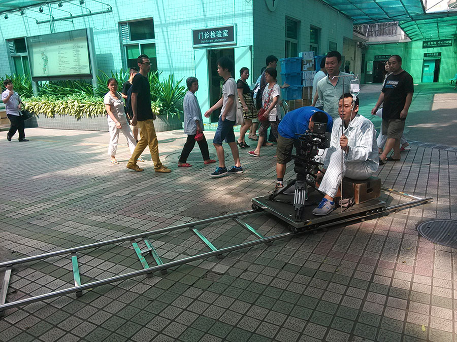 影視制作-導演扮患者